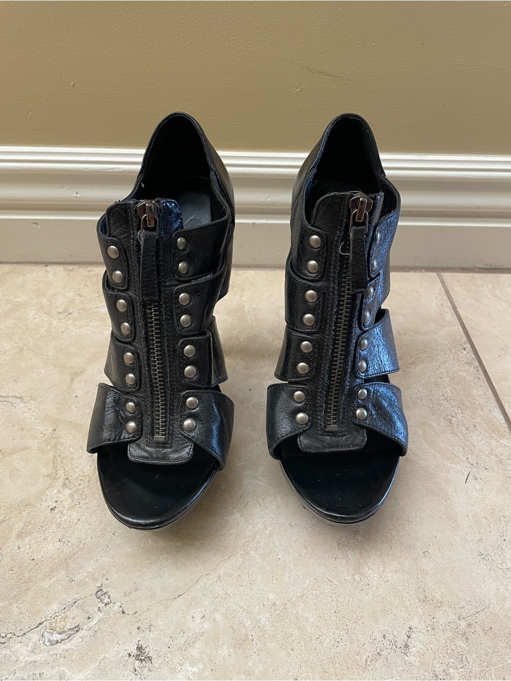 Jessica Simpson Black Studded Peep-Toe Heels